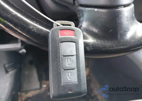 2011 Mitsubishi Outlander Se z USA, uszkodzony, nr VIN JA4AS3AW2BU012224